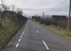 S-au făcut marcaje rutiere pe mai multe șosele din zona Câmpia Turzii