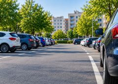 Șoferii din Câmpia Turzii își pot prelungi abonamentele pentru parcările de reședință! Care este termenul-limită și cât costă